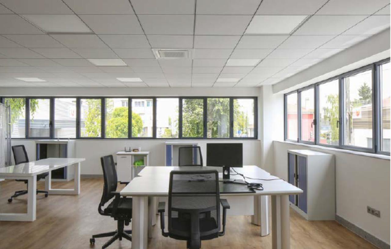 Local d'activité Bagnolet 815m² Location local d'activité Bagnolet Seine-Saint-Denis OLACT2528854 1